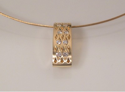 REVERSIBLE DIAMOND SLIDE (photo 2 of 2)